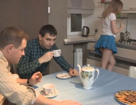 Знакомый с работы отъебал девушку коллеги на домашнем званном ужине Знакомый с работы отъебал девушку коллеги на домашнем званном ужине